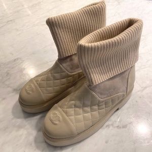 Chanel Suede Calfskin Knit Ankle Boot in Beige - Size 39
